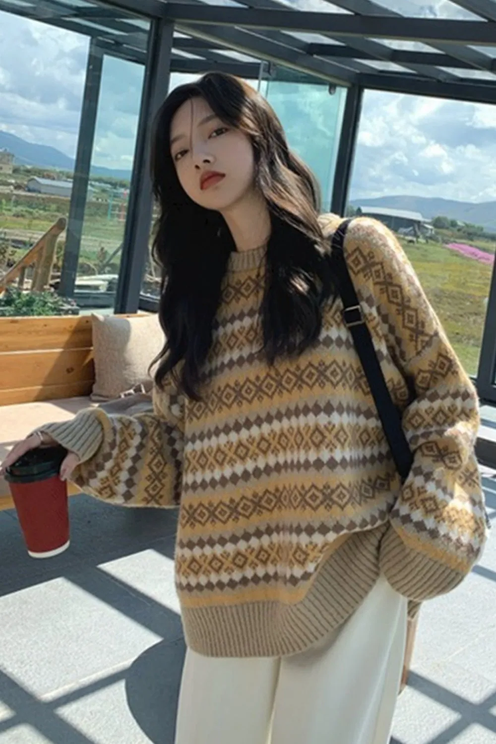 KittenAlarm - Loose Argyle Pattern Knitted Warm Sweater